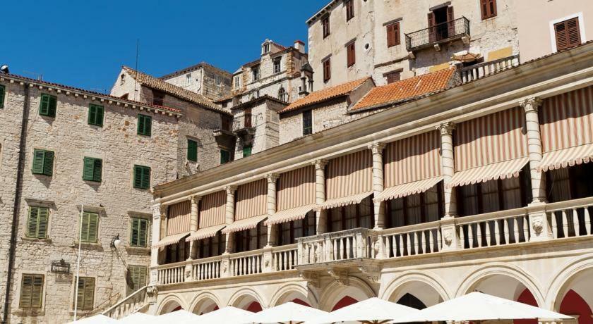 Charming Old Town Apartment Sibenik Exterior photo